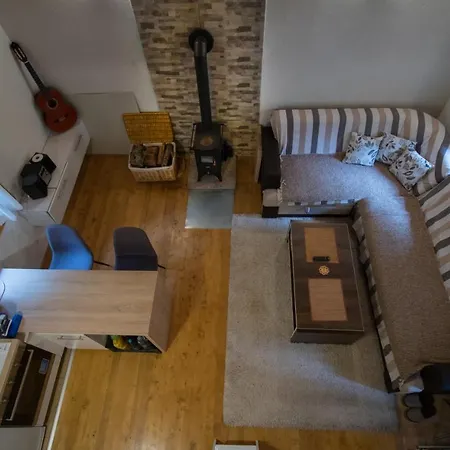 別荘 House Hidden Nest *